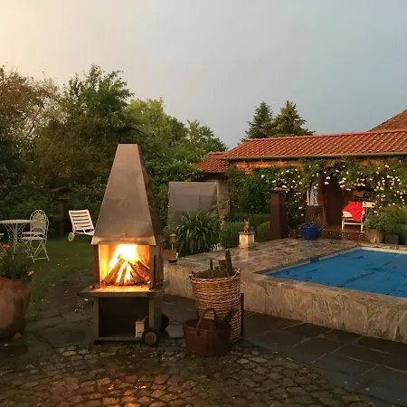 Fachwerk-villa Fuer 10 Mit Pool, Sauna, Fluegel, Kamin 別荘